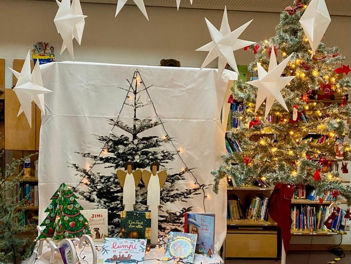 Schülerbücherei (vergrößerte Bildansicht wird geöffnet)